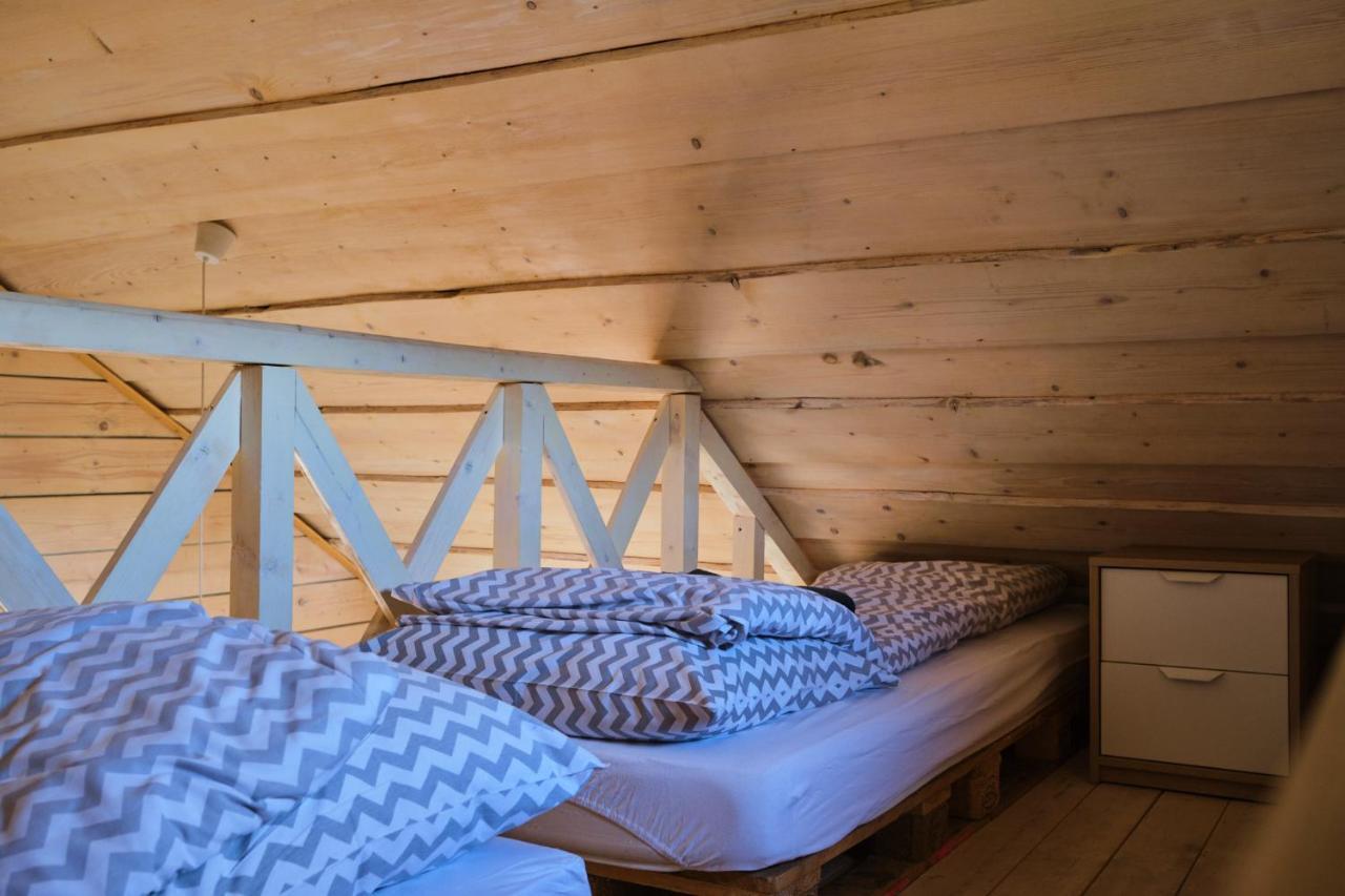 Osada Kryspinow Hotel Cholerzyn ภายนอก รูปภาพ